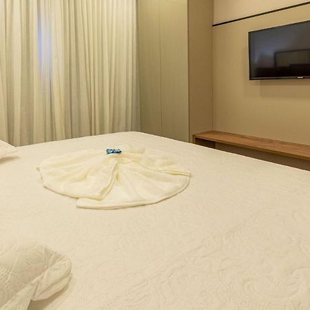 400 Metros Da Rua Coberta - Stay House Temporada กรามาโด ภายนอก รูปภาพ